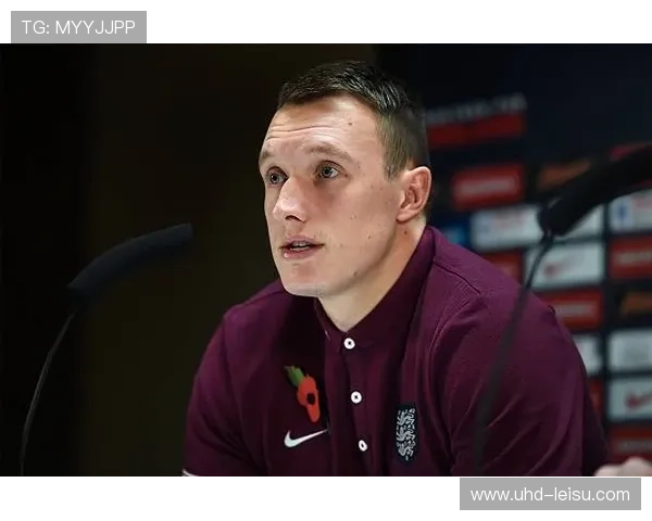 33岁菲尔·琼斯重返出道地布莱克本,退役后辅佐新帅奥尼尔