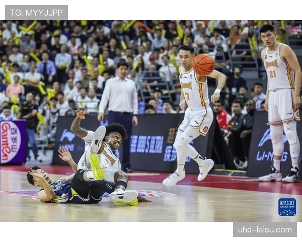 3月15日比赛日综述:东西部前八球队在当日比赛中,平均压迫造成失误数达12.5次 3月15日比赛日综述:东西部前八球队在当日比赛中,平均压迫造成失误数达12.5次